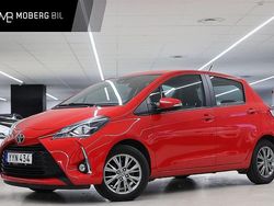 Röd Begagnad 2017 Toyota Yaris Active Halvkombi | 129 900 kr (Marknadspris)