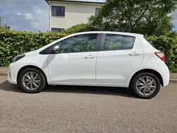 Vit Begagnad 2017 Toyota Yaris Active Kombi | 146 000 kr