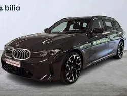Grå Begagnad 2024 BMW 330e M Sport Kombi | 599 900 kr