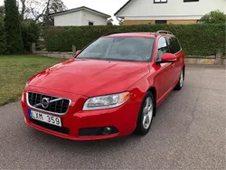 Röd Begagnad 2012 Volvo V70 Momentum Kombi | 64 900 kr (Bra pris)
