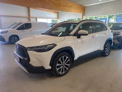 Vit Begagnad 2022 Toyota Corolla Cross Style SUV | 349 900 kr (Marknadspris)