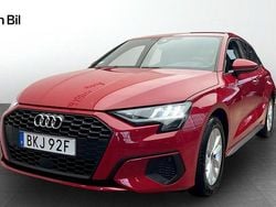 Tangoröd metallic Begagnad 2022 Audi A3 Proline Halvkombi | 239 000 kr (Marknadspris)