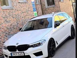 Vit Begagnad 2018 BMW 520 Sport Line Kombi | 179 000 kr