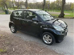 Svart Begagnad 2007 Subaru Justy Halvkombi | 22 000 kr