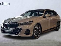 Grå Begagnad 2025 BMW 550e Kombi | 964 900 kr