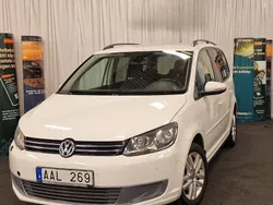 Vit Begagnad 2012 VW Touran Minibuss | 65 900 kr (Marknadspris)