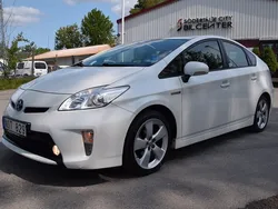 Vit Begagnad 2011 Toyota Prius Halvkombi | 114 900 kr