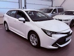Vit Begagnad 2022 Toyota Corolla Active Kombi | 237 900 kr (Bra pris)