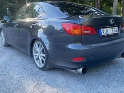 Grå Begagnad 2006 Lexus IS250 Sedan | 59 000 kr (Marknadspris)