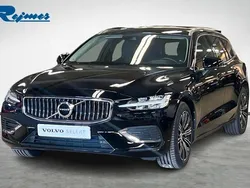 Svart Begagnad 2022 Volvo V60 Kombi | 329 900 kr (Bra pris)