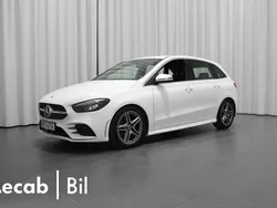 Vit Begagnad 2022 Mercedes B180 Minibuss | 244 500 kr