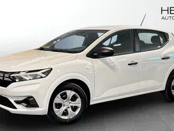 Vit Ny 2025 Dacia Sandero Essentiel Halvkombi | 174 900 kr (Marknadspris)