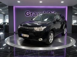 Svart Begagnad 2013 Mitsubishi Outlander SUV | 84 900 kr (Bra pris)