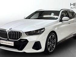 Vit (white) Begagnad 2025 BMW 530e M Sport Kombi | 644 700 kr (Bra pris)