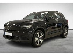Svart Begagnad 2023 Volvo XC40 SUV | 335 000 kr
