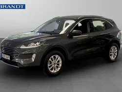 Grå Begagnad 2022 Ford Kuga Titanium SUV | 249 900 kr (Marknadspris)