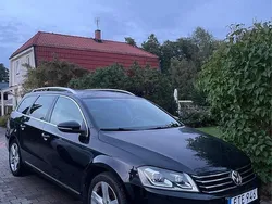 Svart Begagnad 2011 VW Passat Kombi | 47 000 kr (Marknadspris)