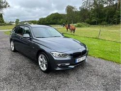 Grå Begagnad 2013 BMW 320 M Sport Kombi | 125 000 kr (Marknadspris)