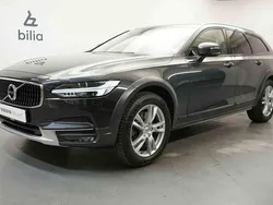 Grå Begagnad 2019 Volvo V90 CC Kombi | 339 900 kr
