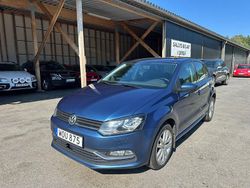 Blå Begagnad 2017 VW Polo Halvkombi | 69 000 kr (Dyr)