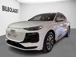 Vit Begagnad 2024 Audi Q6 e-tron Ambiente SUV | 799 800 kr