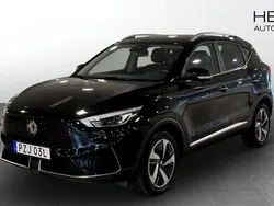 Svart (black) Begagnad 2023 MG ZS Luxury Sedan | 264 900 kr (Bra pris)