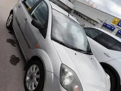 Grå Begagnad 2007 Ford Fiesta Halvkombi | 25 000 kr (Marknadspris)