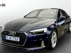 Navarrablå metallic Begagnad 2023 Audi A5 Sportback Advanced Plus Halvkombi | 429 000 kr (Lite dyr)