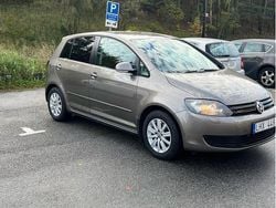Brun Begagnad 2011 VW Golf Plus Cross Minibuss | 69 000 kr (Marknadspris)