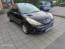 Svart Begagnad 2010 Peugeot 206+ Halvkombi | 29 000 kr (Marknadspris)
