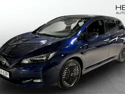Mörkblå (blue) Begagnad 2023 Nissan Leaf N-Connecta Halvkombi | 229 900 kr (Marknadspris)