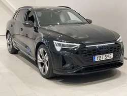 Mytsvart metallic Begagnad 2023 Audi Q8 e-tron S-Line SUV | 649 000 kr (Marknadspris)