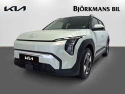 Grön Ny 2025 Kia EV3 4 SUV | 507 300 kr (Marknadspris)