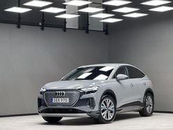 Grå Begagnad 2023 Audi Q4 Sportback e-tron Sport SUV | 469 900 kr (Lite dyr)