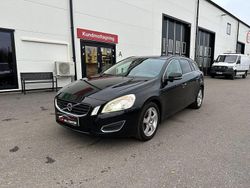 Svart Begagnad 2012 Volvo V60 Momentum Kombi | 56 000 kr (Marknadspris)