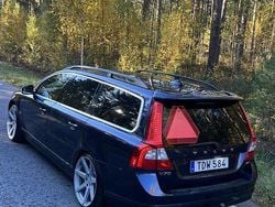 Blå Begagnad 2010 Volvo V70 Kombi | 83 000 kr (Marknadspris)