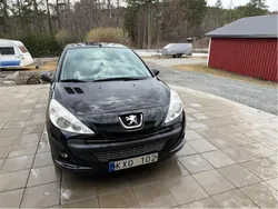 Svart Begagnad 2010 Peugeot 206+ Halvkombi | 25 000 kr (Bra pris)