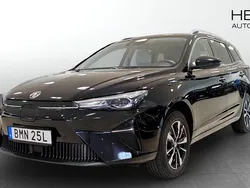 Svart (black) Begagnad 2022 MG MG5 EV Comfort Kombi | 224 900 kr