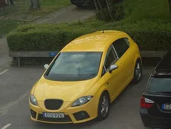 Gul Begagnad 2007 Seat Leon FR Halvkombi | 48 500 kr (Marknadspris)