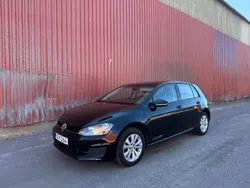 Svart Begagnad 2015 VW Golf VII Halvkombi | 88 900 kr (Marknadspris)