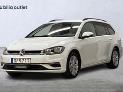 Vit Begagnad 2018 VW Golf VII Kombi | 164 900 kr (Marknadspris)