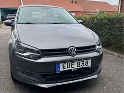 Grå Begagnad 2010 VW Polo Comfortline Halvkombi | 59 500 kr (Bra pris)