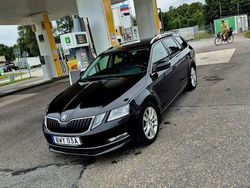 Begagnad 2020 Skoda Octavia Kombi | 85 000 kr