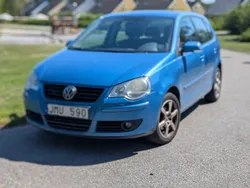 Blå Begagnad 2009 VW Polo Comfortline Halvkombi | 59 000 kr (Bra pris)