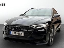 Svart (brilliantsvart) Begagnad 2022 Audi e-tron Premium SUV | 399 000 kr (Lite dyr)