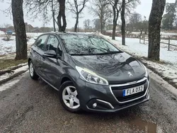 Mörkgrå Begagnad 2015 Peugeot 208 Halvkombi | 89 900 kr (Marknadspris)