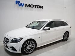 Vit Begagnad 2020 Mercedes C300e AMG Kombi | 318 900 kr (Marknadspris)