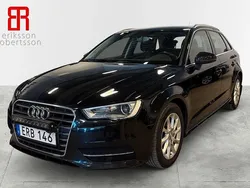 Svart Begagnad 2015 Audi A3 Sportback Halvkombi | 129 900 kr (Marknadspris)