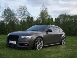 Grå Begagnad 2013 Audi A4 Kombi | 100 000 kr (Marknadspris)
