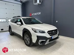 Vit Begagnad 2021 Subaru Outback SUV | 279 000 kr